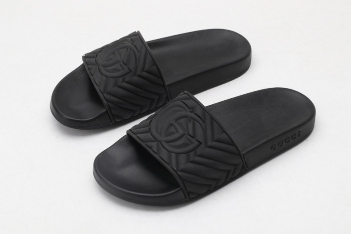 G*u*i* sandal19