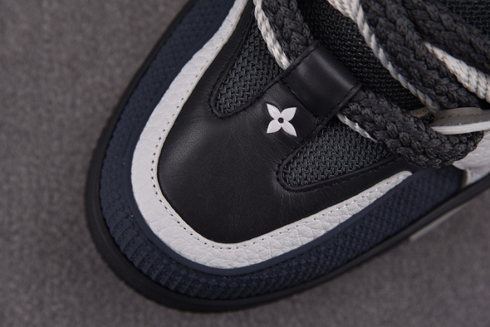 l&v snekaers l0000139