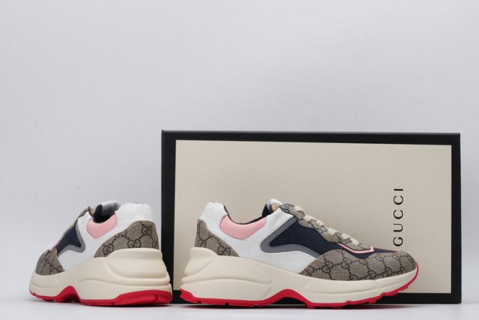 G*u*i* trainer sneaker83