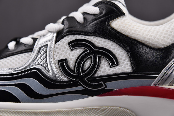 chane* snekaers c000028