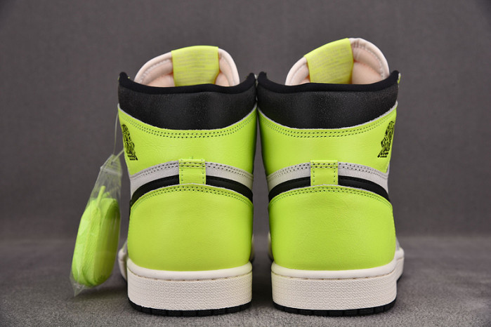 air jordan 1 high og "volt" 555088-702