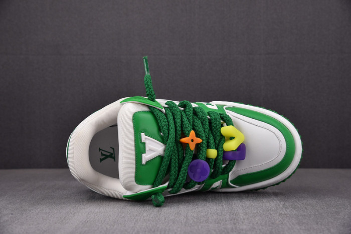 l&v snekaers l0000091