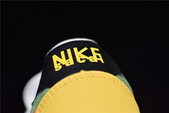 sacai x nike ldv waffle green gusto bv0073-300