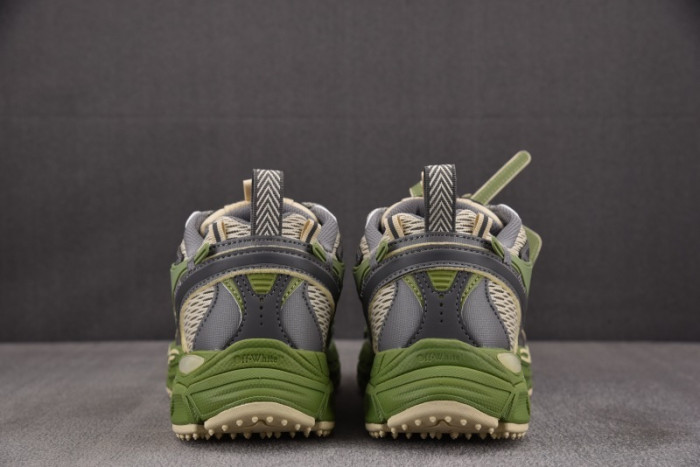 OFW Be Right Back BRB000015