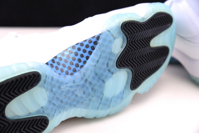 air jordan 11 "legend blue“ 378037-117