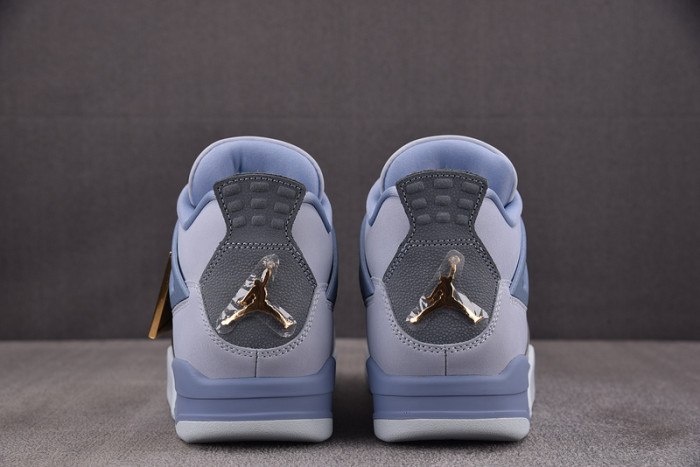 Jordan 4 UNC Tar Heels PE Player Exclusive HV9204-407