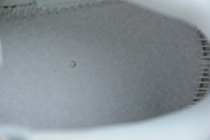 nike air more uptempo "gradient" dr9612-100