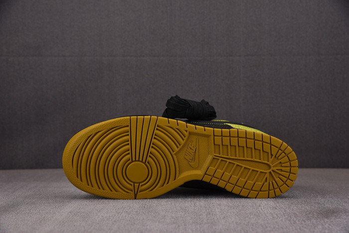 Nike Dunk Low QS Halloween Skull HV6103-300