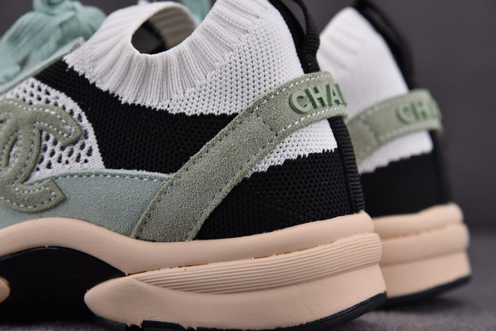 chane* snekaers c000015