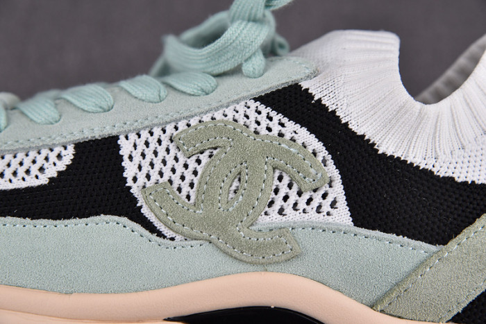 chane* snekaers c000015