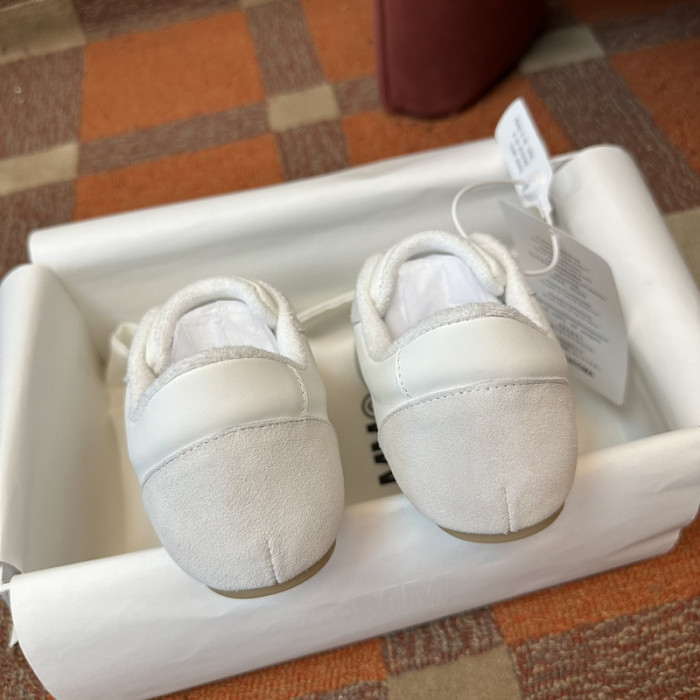 ma*s*n Ma*i*la sneaker mm000010