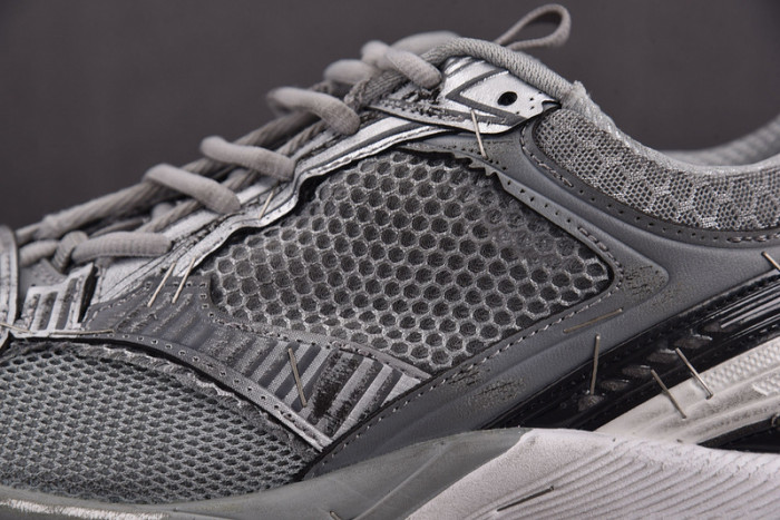 SNEAKER STAPLER 7000011