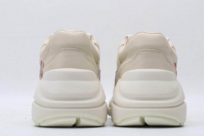 G*u*i* trainer sneaker10