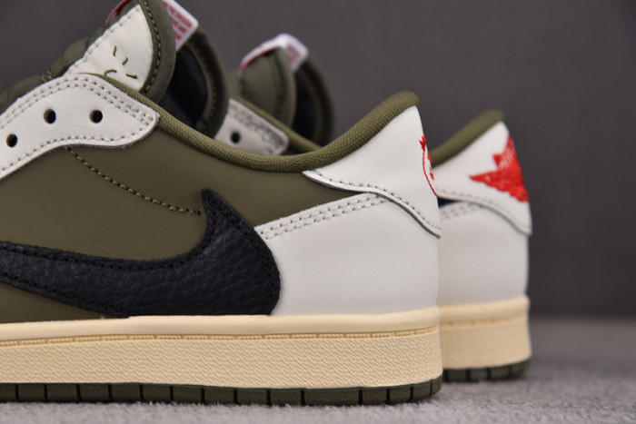 Kids Air Jordan 1 Retro Low OG SP Travis Scott Medium Olive DO5442-200