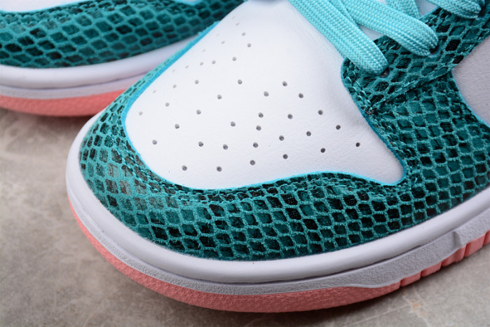 nike dunk low teal snakeskin dr8577-300