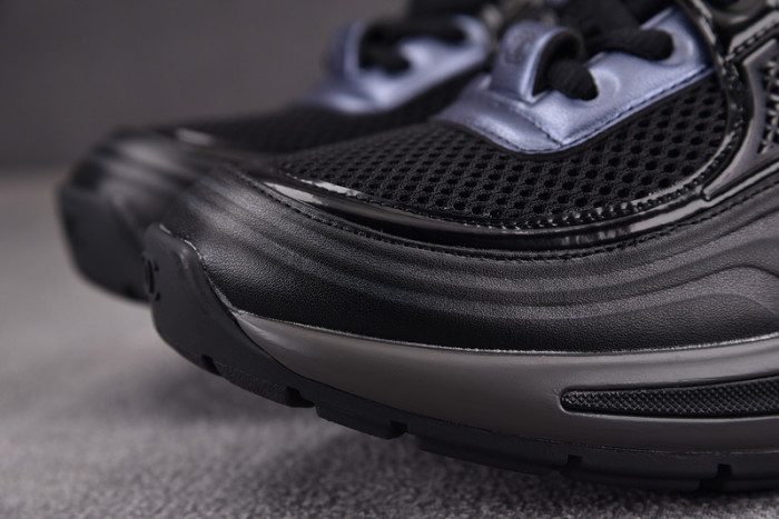 chane* snekaers c000032