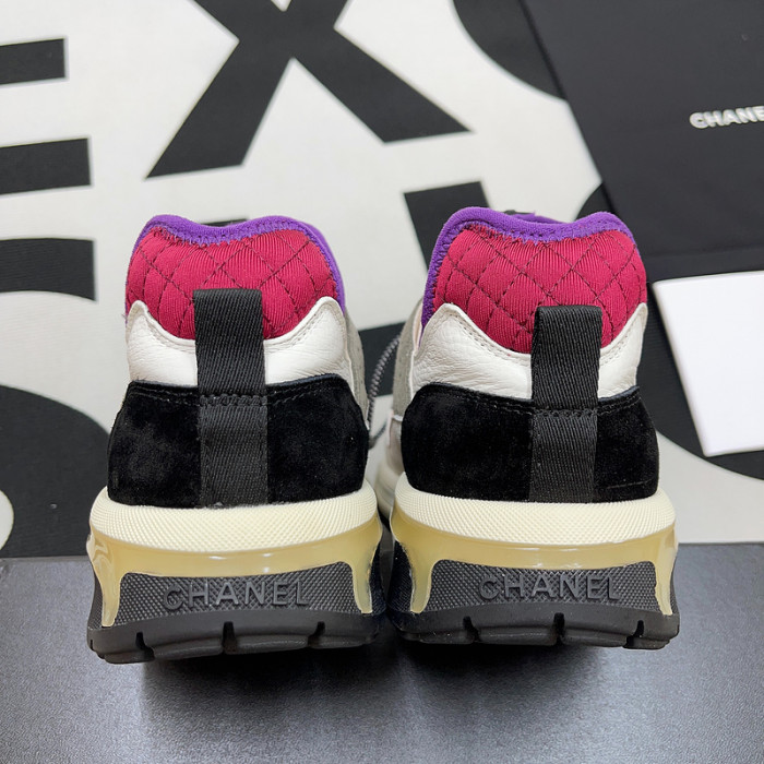 chane* snekaers c000018